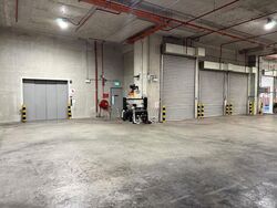 Jurong Logistics Hub (D22), Warehouse #586029831